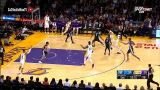 November 5, 2017 - Grizzlies vs. Lakers - Julius Randle Blocks Brandan Wright Dunk Then Makes Layup