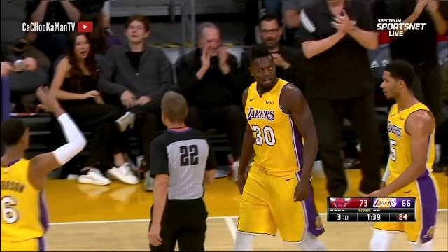 November 21, 2017 - Bulls vs. Lakers - 3rd Quarter Team Highlights