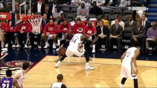 January 21, 2015 - Lakers vs. Pelicans - Kobe Bryant Driving Dunk