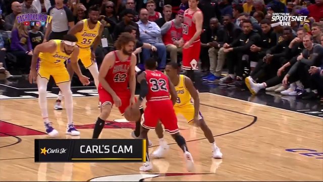 Kyle Kuzma To LeBron James For Reverse Dunk - Lakers vs. Bulls - March 12, 2019