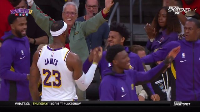 LeBron James Over The Shoulder To Danny Green - Warriors vs. Lakers - October 16, 2019