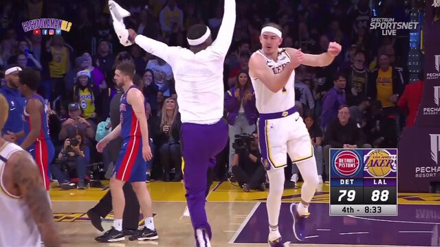 Kyle Kuzma Steal And Alex Caruso Dunk - Pistons vs. Lakers - January 5, 2020