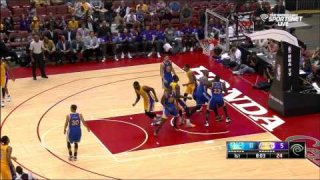 October 22, 2015 - Warriors vs. Lakers - Julius Randle Up And Under Against Draymond Green
