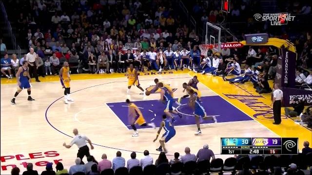October 9, 2014 - Warriors vs. Lakers - Kobe Bryant Back To Back Steals Lead To Dunk & Layup
