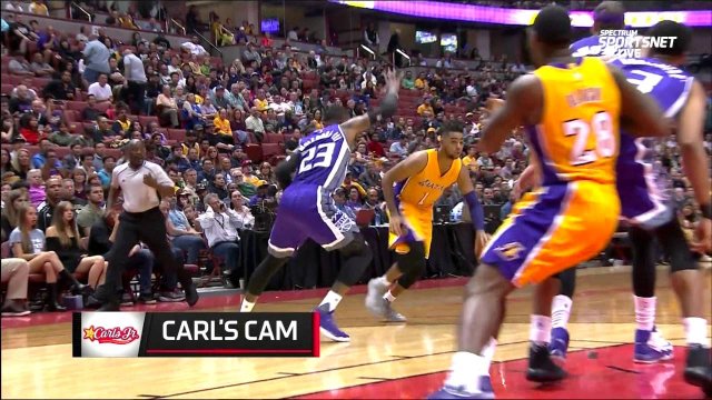 October 4, 2016 - Kings vs. Lakers - D'Angelo Russell No Look Bounce Pass To Julius Randle