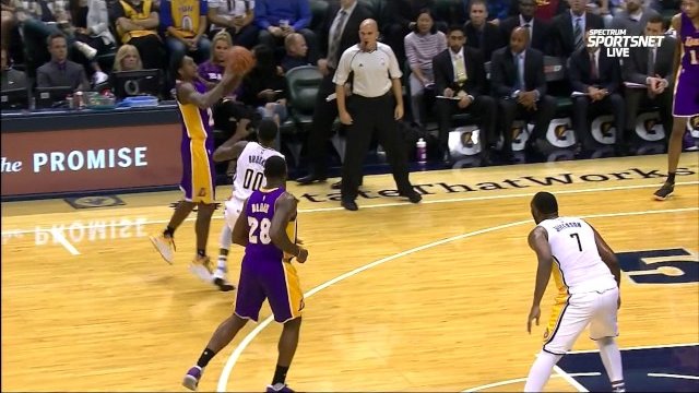 November 1, 2016 - Lakers vs. Pacers - 1st Half Team Highlights