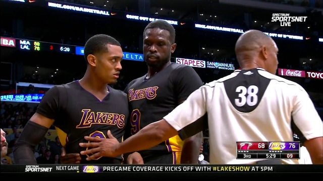 January 6, 2017 - Heat vs. Lakers - 3rd Quarter Team Highlights